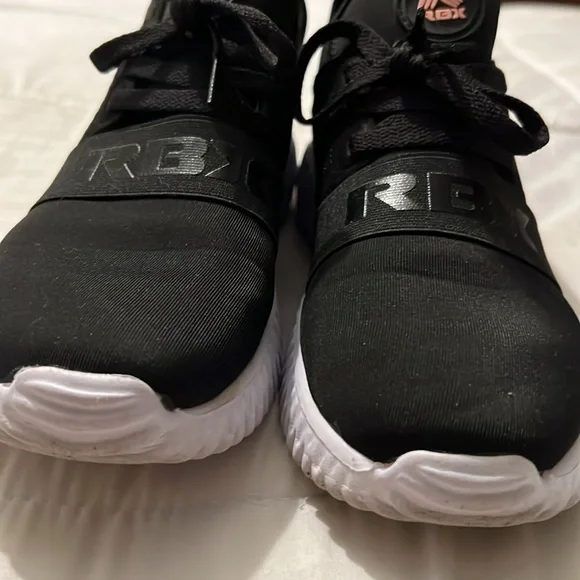 Reebok Sneaker - Picture 5 of 8